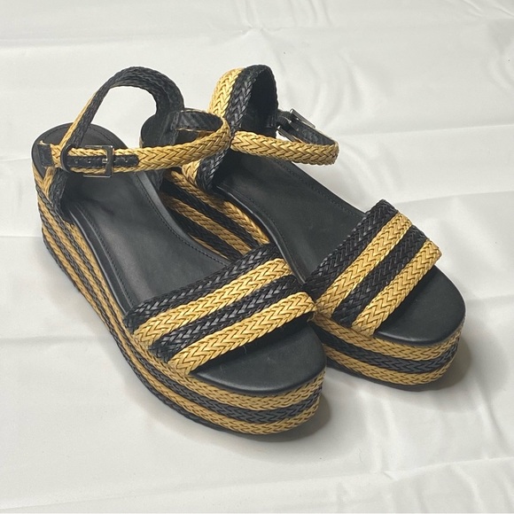 Forever 21 black and tan espadrilles sandals size 7 - Picture 1 of 7